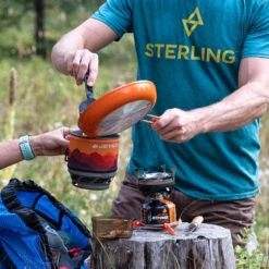 Jetboil MiniMo Cooking System - Sunset -Camping Discounter 1090956 insitu03