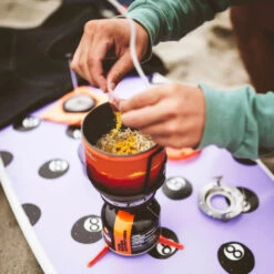 Jetboil MiniMo Cooking System - Sunset -Camping Discounter 1090956 insitu04