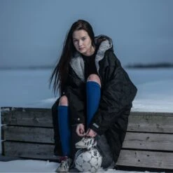 Dryrobe Advance Long Sleeve BLACK GREY - RECYCLED -Camping Discounter BG Female Football 2024x2024 c2baa8fb fa63 4563 aa5c dc58eccbf8dd