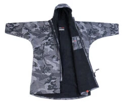 Dryrobe Advance Long Sleeve Black Camouflage - RECYCLED -Camping Discounter CAMO BLK M 009 2024x2024 2bb410f2 421e 4376 86a9 46b6ec7e47df