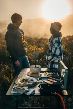 Cadac 2 Cook 3 Pro Deluxe QR Stove -Camping Discounter Cadac Lifestyle 38 scaled 1