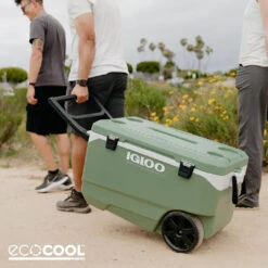 Igloo ECOCOOL Latitude 90 QT Roller Cooler -Camping Discounter EcoCool PackablePuffer NATIVE Social 1080x1080 1