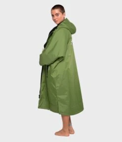 Dryrobe Advance Long Sleeve FOREST GREEN BLACK - RECYCLED -Camping Discounter Forest Green 5jpg 2024x2024 bdceefdc 1839 47a3 a446 0aafcd9e8e17