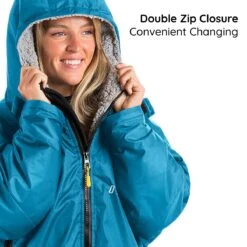 Osprey Unisex Changing Robe Teal -Camping Discounter callout 2 10 1